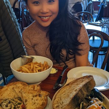 Le Bouchon - Tartar and mussels - French Near Me - Chicago, Illinois Le Bouchon - Tartar and mussels - French Near Me - Chicago, Illinois