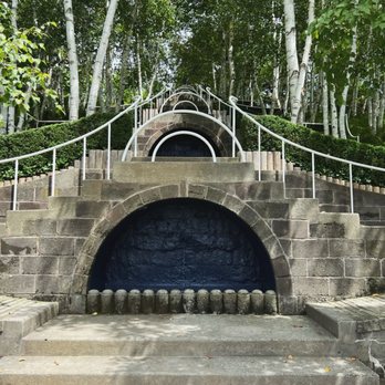 Naumkeag House - Blue steps - Museums Near Me - Stockbridge, Massachusetts