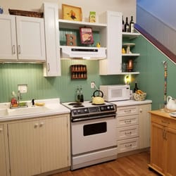 The Bartlett - A picture says a thousand words.  There's a refrigerator too.