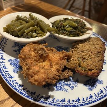 Cracker Barrel Old Country Store - Classics Country Sampler with Fried Chicken, Meatloaf, Green Beans and Turnip Greens - Southern Near Me - Bloomsburg, Pennsylvania Cracker Barrel Old Country Store - Classics Country Sampler with Fried Chicken, Meatloaf, Green Beans and Turnip Greens - Southern Near Me - Bloomsburg, Pennsylvania