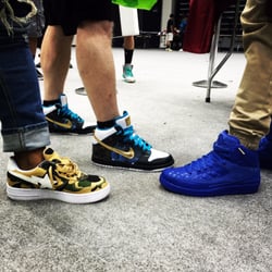 Sneaker Explosion