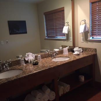 Paso Robles Inn - Really nice bath - Hotels Near Me - Paso Robles, California Paso Robles Inn - Really nice bath - Hotels Near Me - Paso Robles, California