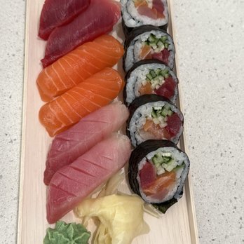 Jiro‘s Sushi - Rainbow Flight - Sushi Bars Near Me - Boston, Massachusetts