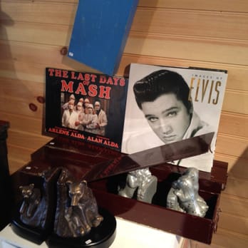 Trifles Antiques - Antiques Near Me - Bath, Maine