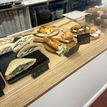 Riviera Cafe and Bar - Bars Near Me - Hollywood, Florida