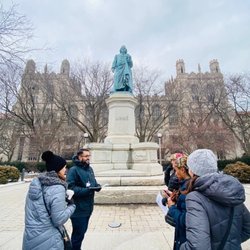 Chi Tours
