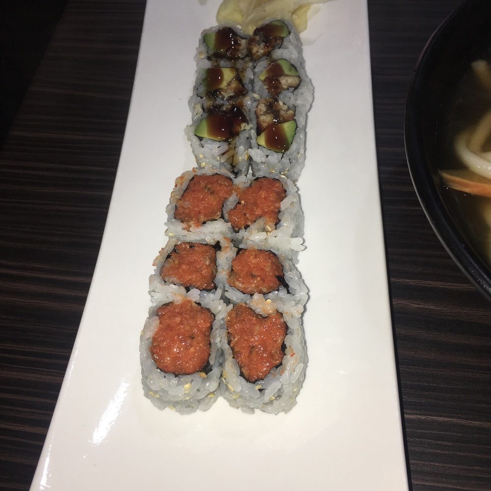 Ninja 86 Sushi - Eel avocado roll and spicy salmon roll - Sushi Bars Near Me - Brooklyn, New York Ninja 86 Sushi - Eel avocado roll and spicy salmon roll - Sushi Bars Near Me - Brooklyn, New York