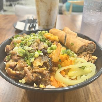 Bun Mee - Bun Tea - Special Bun - Vietnamese Near Me - Shakopee, Minnesota Bun Mee - Bun Tea - Special Bun - Vietnamese Near Me - Shakopee, Minnesota
