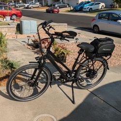 Pedego Electric Bikes Elk Grove - Pedego City Commuter Platinum ebike. Also bought a chain lock, convertible trunk bag, cell phone mount, mirror and water bottle holder.