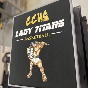 Custom Print Bros - Not limited to how many colors - Screen Printing/T-Shirt Printing Near Me - Sacramento, California