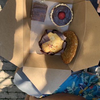 Banksia - Caramel square, chocolate tart, cookie and muffin - Breakfast & Brunch Near Me - Kansas City, Missouri Banksia - Caramel square, chocolate tart, cookie and muffin - Breakfast & Brunch Near Me - Kansas City, Missouri