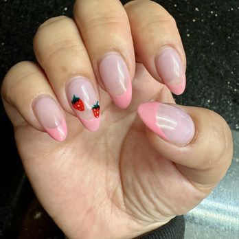 Queenie Nail & Spa - Nail Salons Near Me - Seattle, Washington Queenie Nail & Spa - Nail Salons Near Me - Seattle, Washington