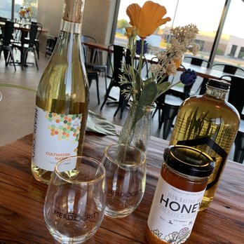 Meadiocrity Mead - Meaderies Near Me - San Marcos, California Meadiocrity Mead - Meaderies Near Me - San Marcos, California