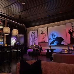 Golden Gai Cocktail Club - Such a vibe!