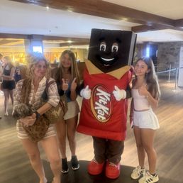 Characters from Hershey Greeting Guest, even the bigger babies!