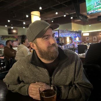 Jason Aldean’s - Skinner - Sports Bars Near Me - Pittsburgh, Pennsylvania