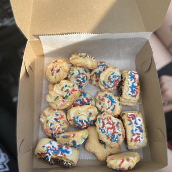 Dolce Italy - Bakeries Near Me - Greenville, South Carolina