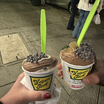 Yogurt Park - Ghirardelli chocolate and vanilla - Ice Cream & Frozen Yogurt Near Me - Berkeley, California