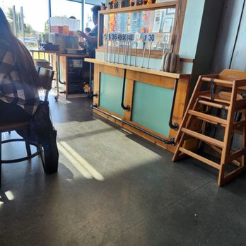 Georgia's Restaurant - Soul Food Near Me - Long Beach, California
