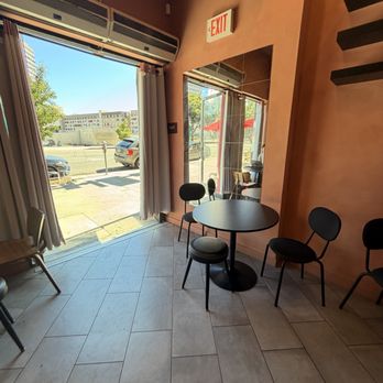 Damda - Coffee & Tea Near Me - Los Angeles, California