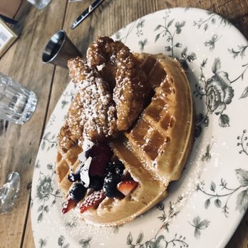 Little Hen - Chicken and waffle - Breakfast & Brunch Near Me - Weston, Florida Little Hen - Chicken and waffle - Breakfast & Brunch Near Me - Weston, Florida