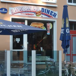 Little Money - Das Little Money in der Ulmenstraße in Rostock