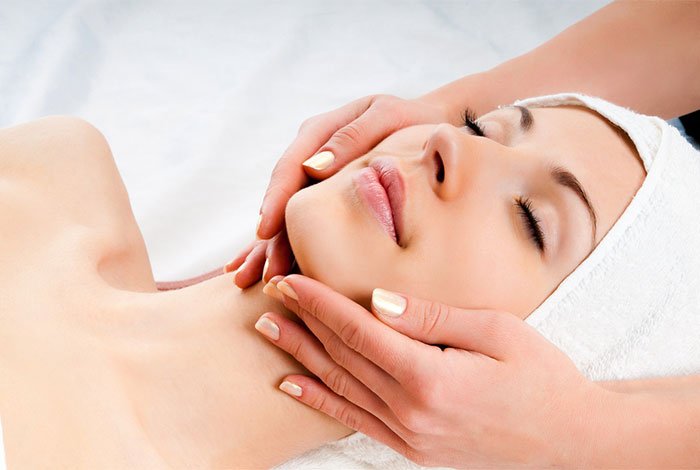 Pamela Christian's Facials and Peels Logo