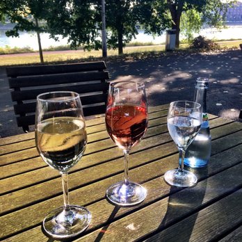 Rheinterrassen Gasthaus am Fluss - The location was perfect for an outdoor glass of wine with the husband! - French Near Me - Mannheim, BW Rheinterrassen Gasthaus am Fluss - The location was perfect for an outdoor glass of wine with the husband! - French Near Me - Mannheim, BW