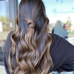 Salon 44 - Balayage by Tania !
