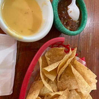 Don Chile Mexican Restaurant - Chips, salsa and cheese dip - Mexican Near Me - Houston, Texas Don Chile Mexican Restaurant - Chips, salsa and cheese dip - Mexican Near Me - Houston, Texas