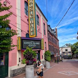 Market Square - Music Hall