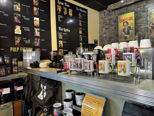 Pulp Fiction Coffee House/Robbie Rare Books by null