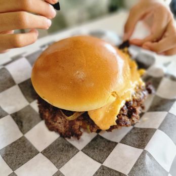 Slaw Burger Schaumburg - Hot Dogs Near Me - Schaumburg, Illinois Slaw Burger Schaumburg - Hot Dogs Near Me - Schaumburg, Illinois