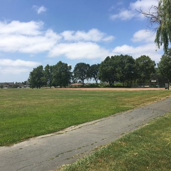 Southwest Community Park - Lots of grass. - Parks Near Me - Santa Rosa, California Southwest Community Park - Lots of grass. - Parks Near Me - Santa Rosa, California