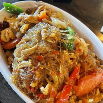 Zaap Kitchen Lao Thai Street Eats - 22. Pad Woon Sen Clear Glass Noodles - Laotian Near Me - Dallas, Texas Zaap Kitchen Lao Thai Street Eats - 22. Pad Woon Sen Clear Glass Noodles - Laotian Near Me - Dallas, Texas