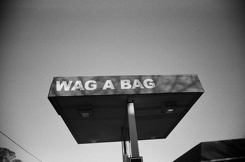 Wag-A-Bag Logo