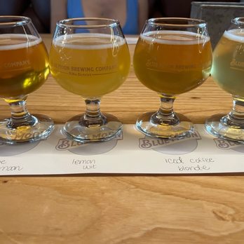 Blue Moon Brewing Company - Flight - Brewpubs Near Me - Denver, Colorado Blue Moon Brewing Company - Flight - Brewpubs Near Me - Denver, Colorado