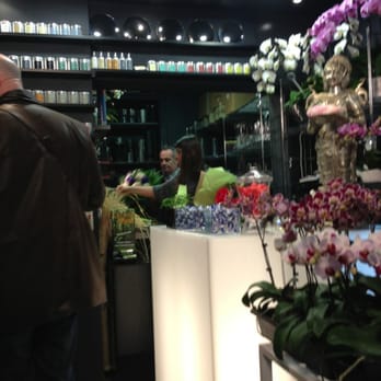 Le Studio - Bougies et autres goodies - Florists Near Me - Paris, 75