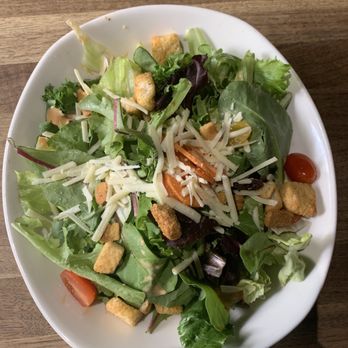 Yard House - Garden salad - New American Near Me - Honolulu, Hawaii Yard House - Garden salad - New American Near Me - Honolulu, Hawaii