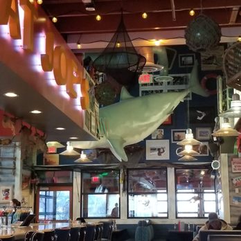 Joe's Crab Shack - Decor. - Seafood Near Me - Sevierville, Tennessee