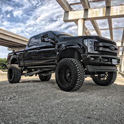 Triple C Auto Sales - 2018 Limited F-250