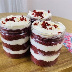 Sweet Minis Cake Bar - Red Velvet Cake Jar