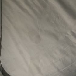 Americas Best Value Inn Stillwater St. Paul - Semen stains on sheets