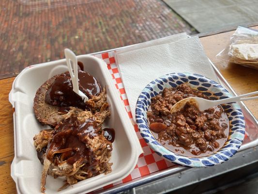 Hole In the Wall BBQ by null