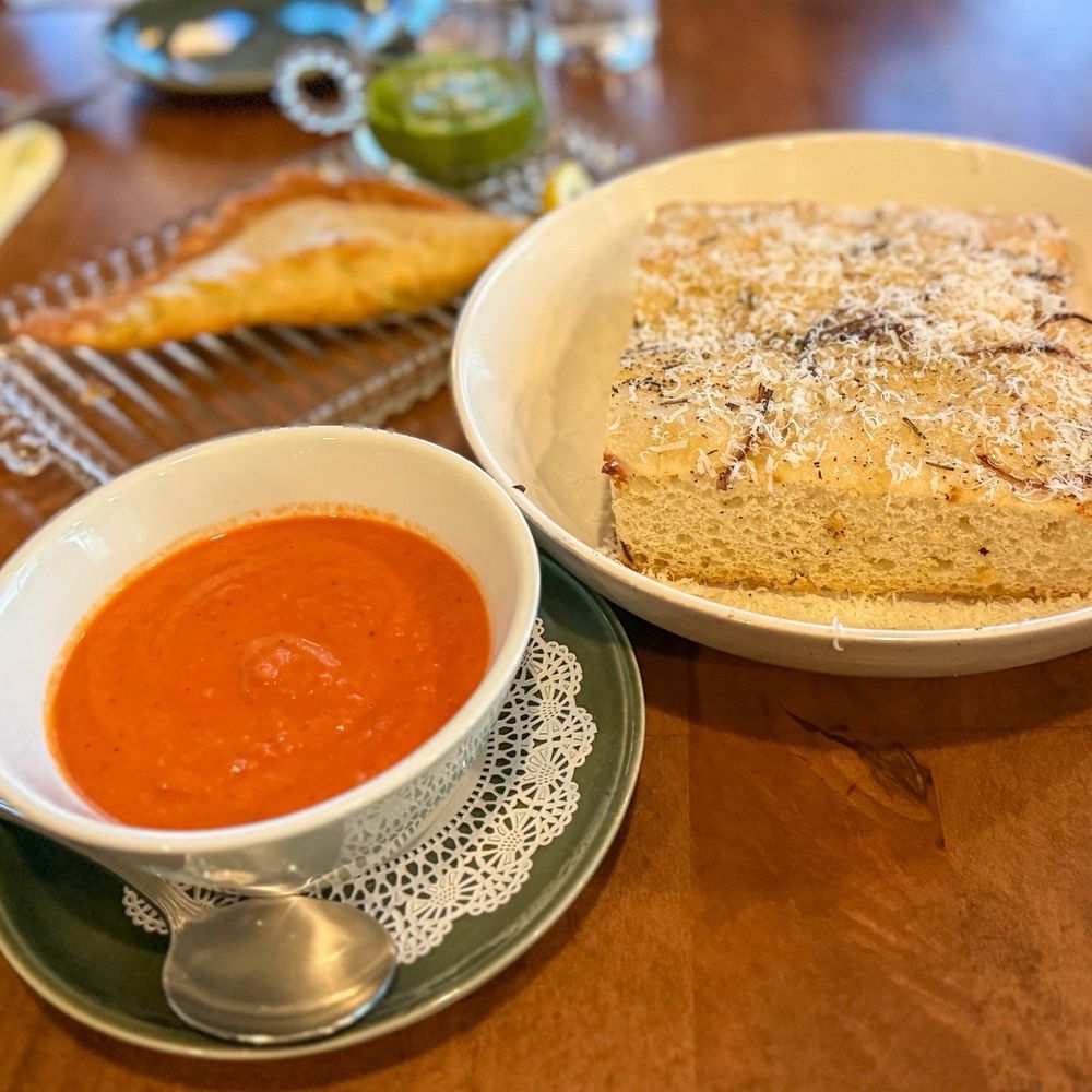 Spoke and Ivy - Focaccia Bread and vodka sauce - New American Near Me - Fort Wayne, Indiana