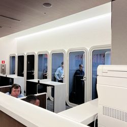 Delta Sky Club - Meeting pods
