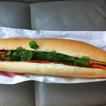 Van Loc - Bánh mì gà ($4.50) - Sandwiches Near Me - Edmonton, Alberta