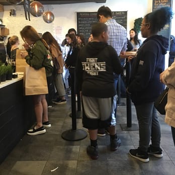 Bibble & Sip - Long line outside the door - Coffee & Tea Near Me - New York, New York
