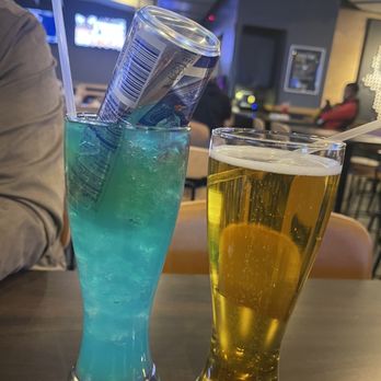 Buffalo Wild Wings - Drinks (that's cider not beer) - Chicken Wings Near Me - Sherman Oaks, California Buffalo Wild Wings - Drinks (that's cider not beer) - Chicken Wings Near Me - Sherman Oaks, California