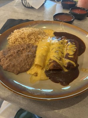 Tequileros Kitchen & Craft Cocktails by null